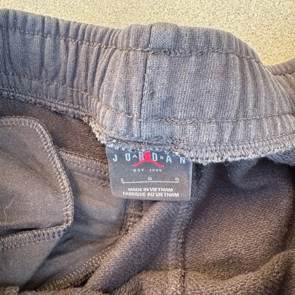 Jordan Essentials Flight Fleece Sweatpants Mens Large Black Joggers 100% Cotton